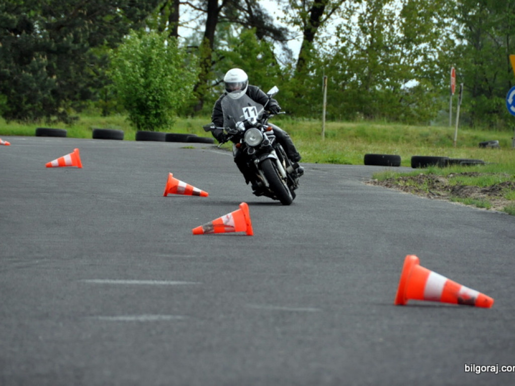 W Biłgoraju ruszyły specjalistyczne szkolenia dla motocyklistów (FOTO)