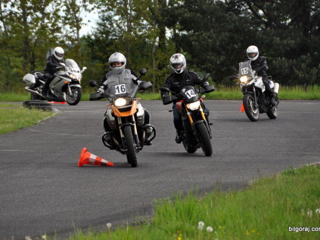 W Biłgoraju ruszyły specjalistyczne szkolenia dla motocyklistów (FOTO)