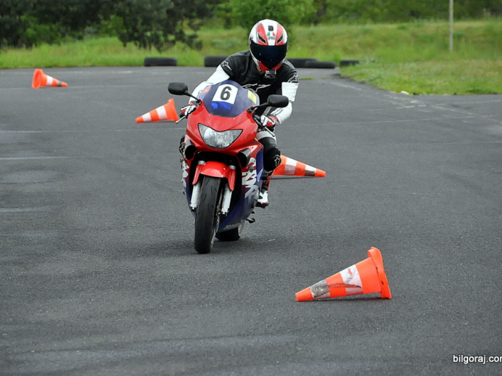 W Biłgoraju ruszyły specjalistyczne szkolenia dla motocyklistów (FOTO)