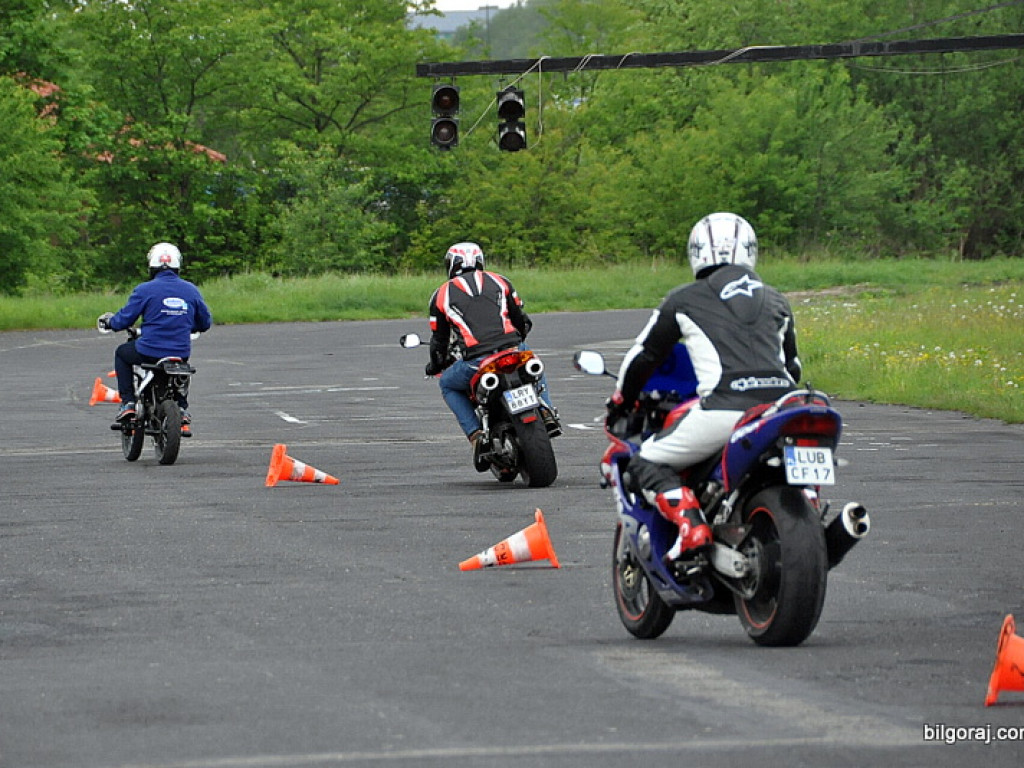 W Biłgoraju ruszyły specjalistyczne szkolenia dla motocyklistów (FOTO)