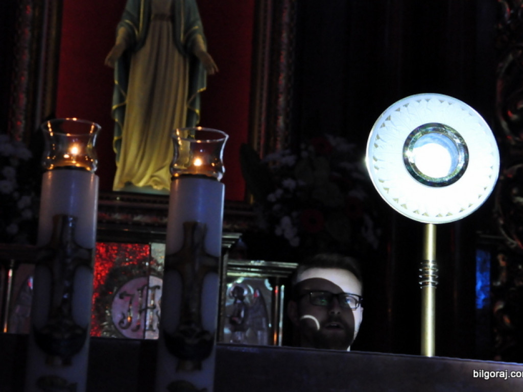 Czuwania przed Zesłaniem Ducha Świetego (FOTO)