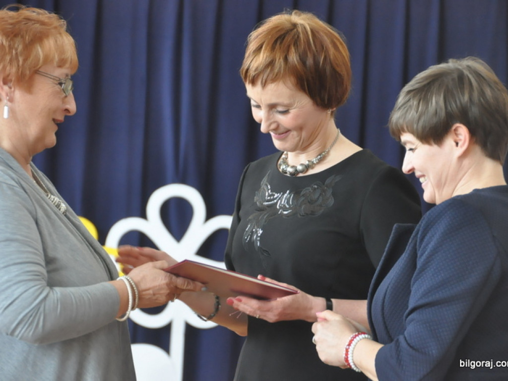 Uroczystości parafialno - szkolne w Tereszpolu (FOTO)