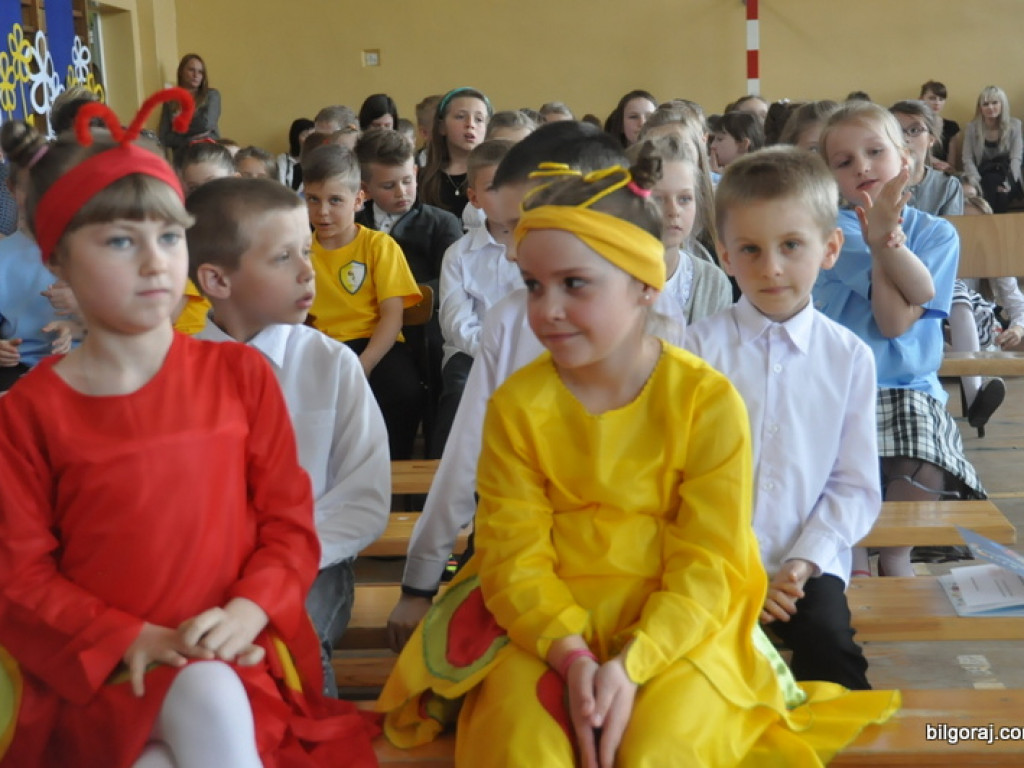 Uroczystości parafialno - szkolne w Tereszpolu (FOTO)