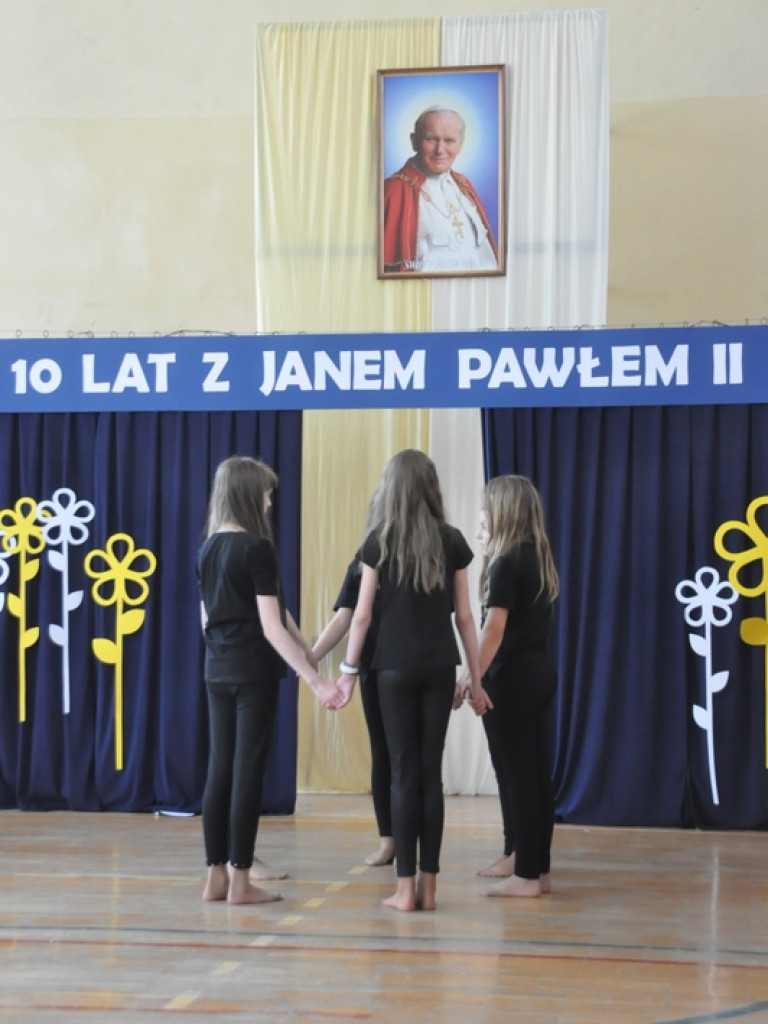 Uroczystości parafialno - szkolne w Tereszpolu (FOTO)