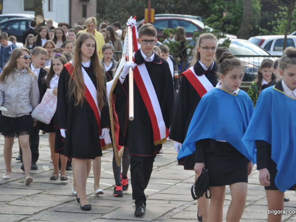 Uroczystości parafialno - szkolne w Tereszpolu (FOTO)