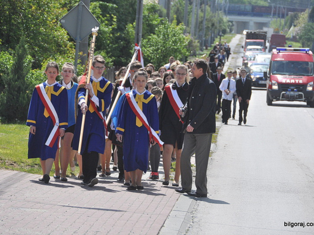 Uroczystości parafialno - szkolne w Tereszpolu (FOTO)
