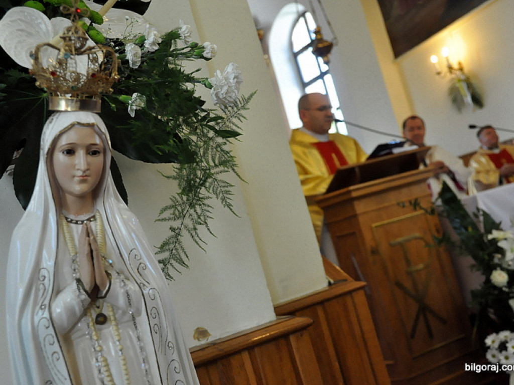 Uroczystości parafialno - szkolne w Tereszpolu (FOTO)