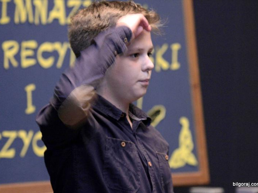 Powiatowy Międzygimnazjalny Konkurs Recytatorski Poezji i Prozy Obcojęzycznej (FOTO, WYNIKI)