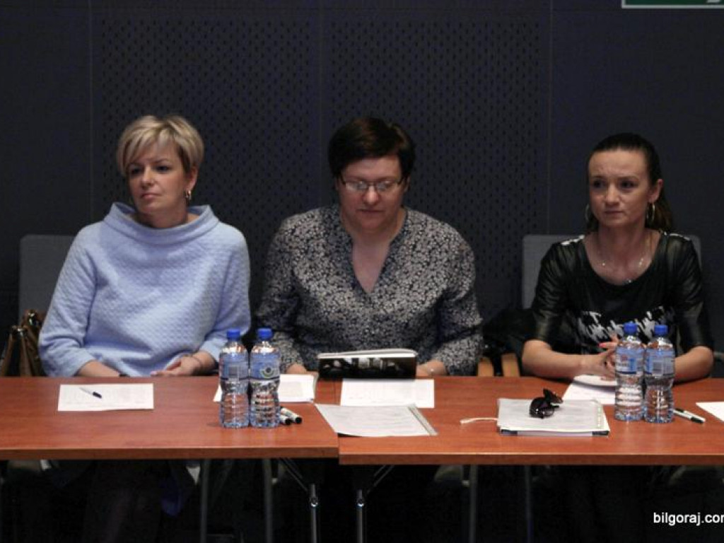 Powiatowy Międzygimnazjalny Konkurs Recytatorski Poezji i Prozy Obcojęzycznej (FOTO, WYNIKI)