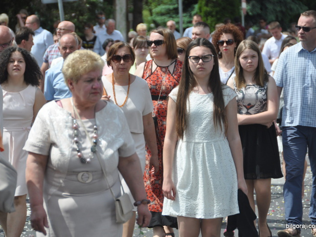 Boże Ciało: Procesje eucharystyczne na ulicach miast (FOTO, VIDEO)
