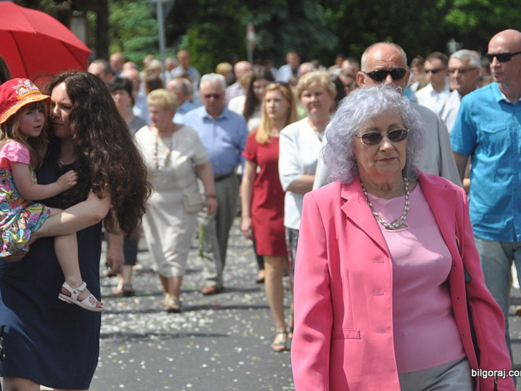 Boże Ciało: Procesje eucharystyczne na ulicach miast (FOTO, VIDEO)