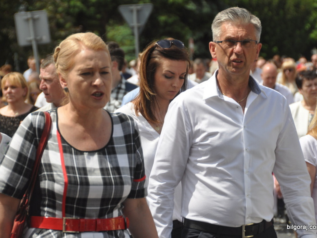 Boże Ciało: Procesje eucharystyczne na ulicach miast (FOTO, VIDEO)
