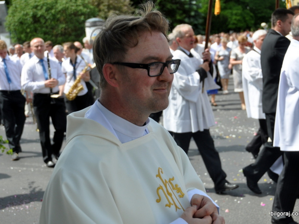 Boże Ciało: Procesje eucharystyczne na ulicach miast (FOTO, VIDEO)