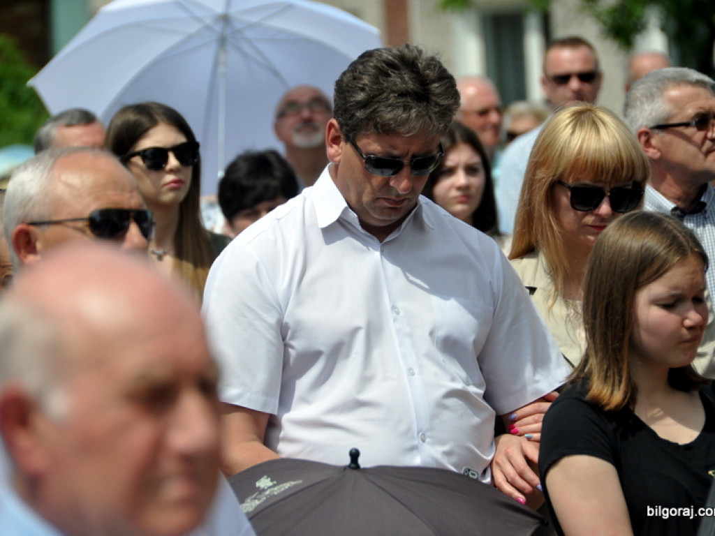 Boże Ciało: Procesje eucharystyczne na ulicach miast (FOTO, VIDEO)