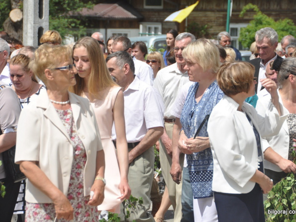 Boże Ciało: Procesje eucharystyczne na ulicach miast (FOTO, VIDEO)
