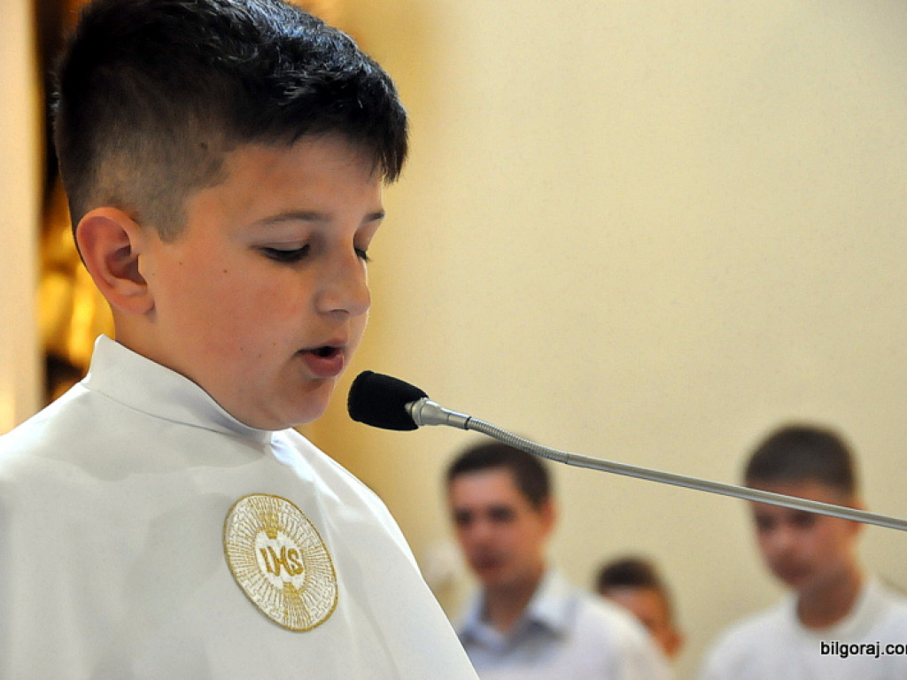 Boże Ciało: Procesje eucharystyczne na ulicach miast (FOTO, VIDEO)