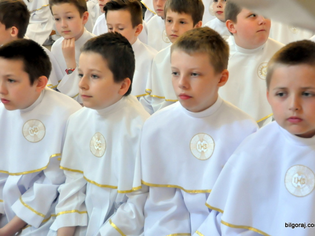 Boże Ciało: Procesje eucharystyczne na ulicach miast (FOTO, VIDEO)