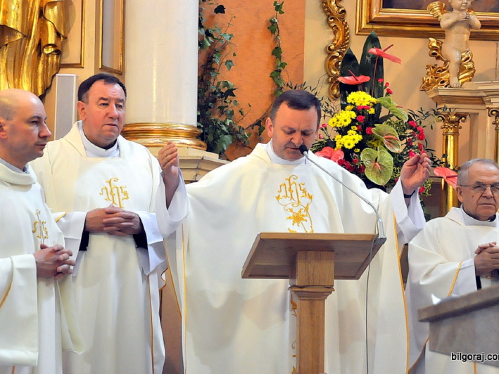 Boże Ciało: Procesje eucharystyczne na ulicach miast (FOTO, VIDEO)