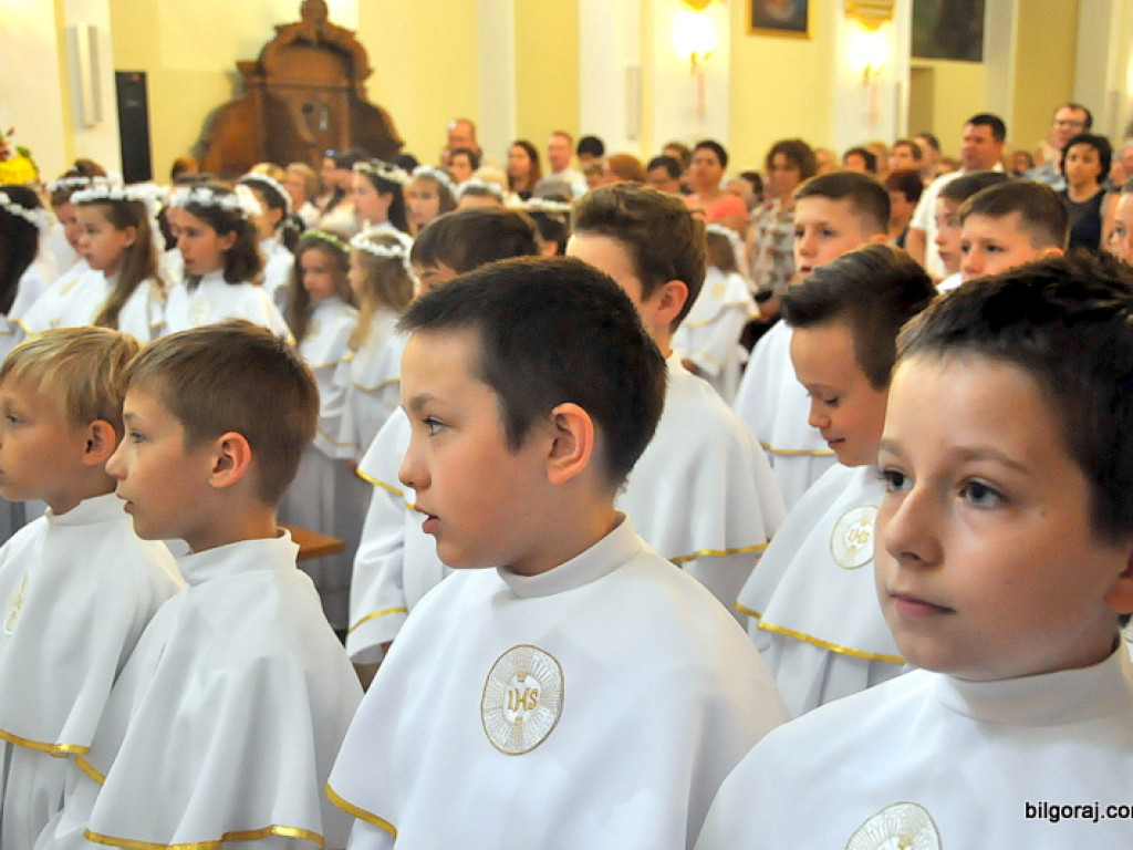 Boże Ciało: Procesje eucharystyczne na ulicach miast (FOTO, VIDEO)