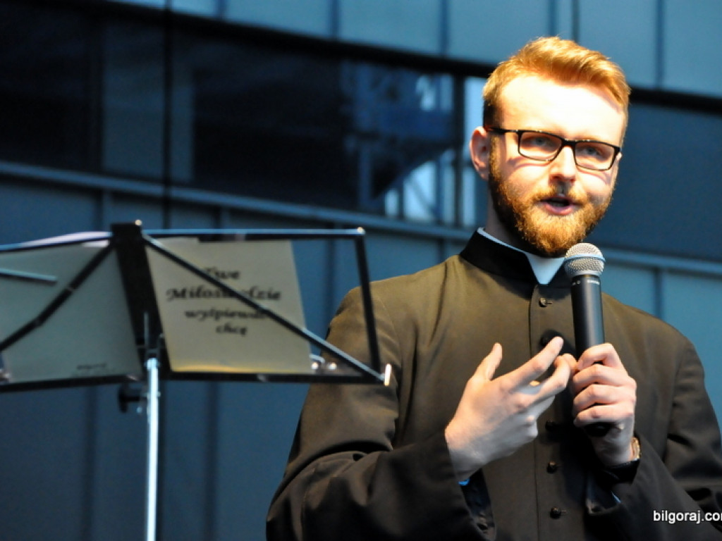 Wieczór Uwielbienia na podsumowanie Uroczystości Bożego Ciała (FOTO, VIDEO)