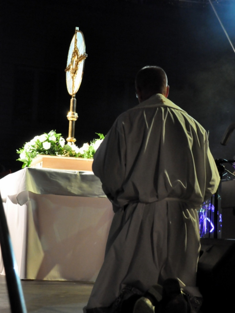 Wieczór Uwielbienia na podsumowanie Uroczystości Bożego Ciała (FOTO, VIDEO)