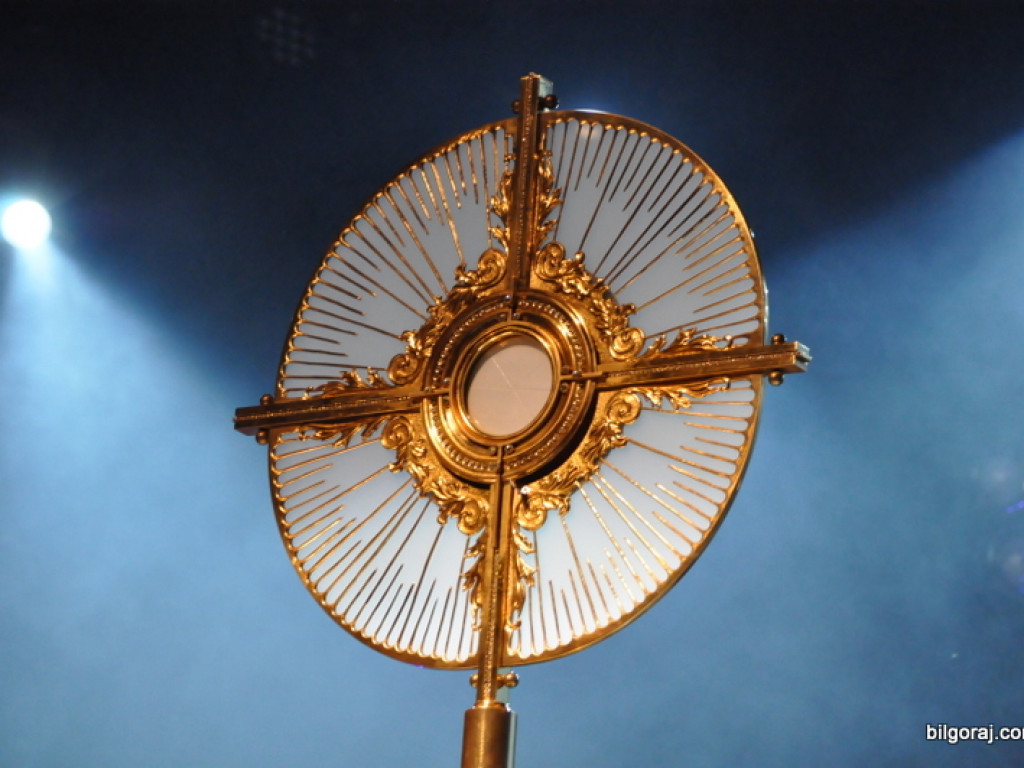 Wieczór Uwielbienia na podsumowanie Uroczystości Bożego Ciała (FOTO, VIDEO)