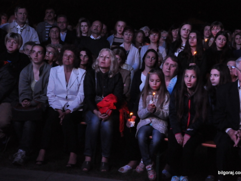 Wieczór Uwielbienia na podsumowanie Uroczystości Bożego Ciała (FOTO, VIDEO)