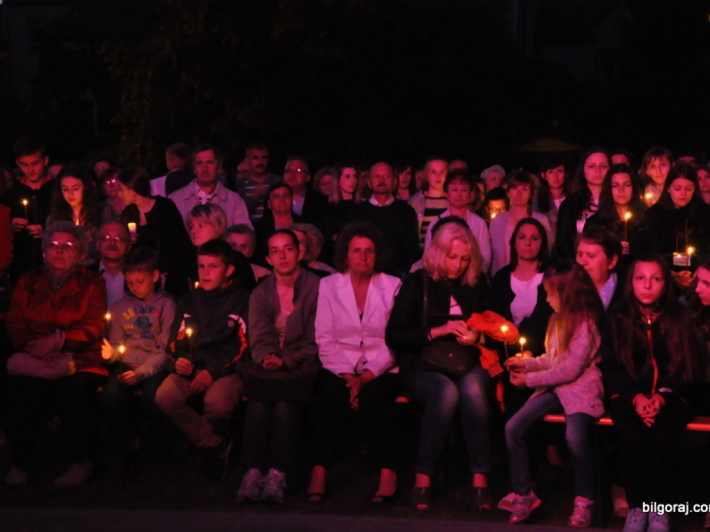 Wieczór Uwielbienia na podsumowanie Uroczystości Bożego Ciała (FOTO, VIDEO)