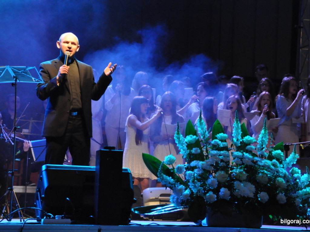 Wieczór Uwielbienia na podsumowanie Uroczystości Bożego Ciała (FOTO, VIDEO)