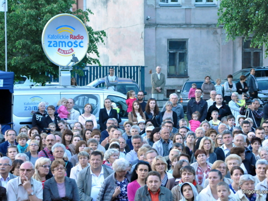 Wieczór Uwielbienia na podsumowanie Uroczystości Bożego Ciała (FOTO, VIDEO)