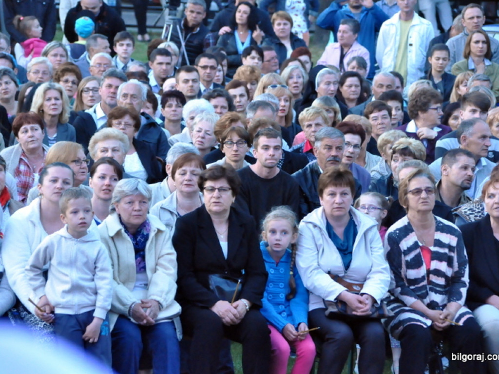 Wieczór Uwielbienia na podsumowanie Uroczystości Bożego Ciała (FOTO, VIDEO)