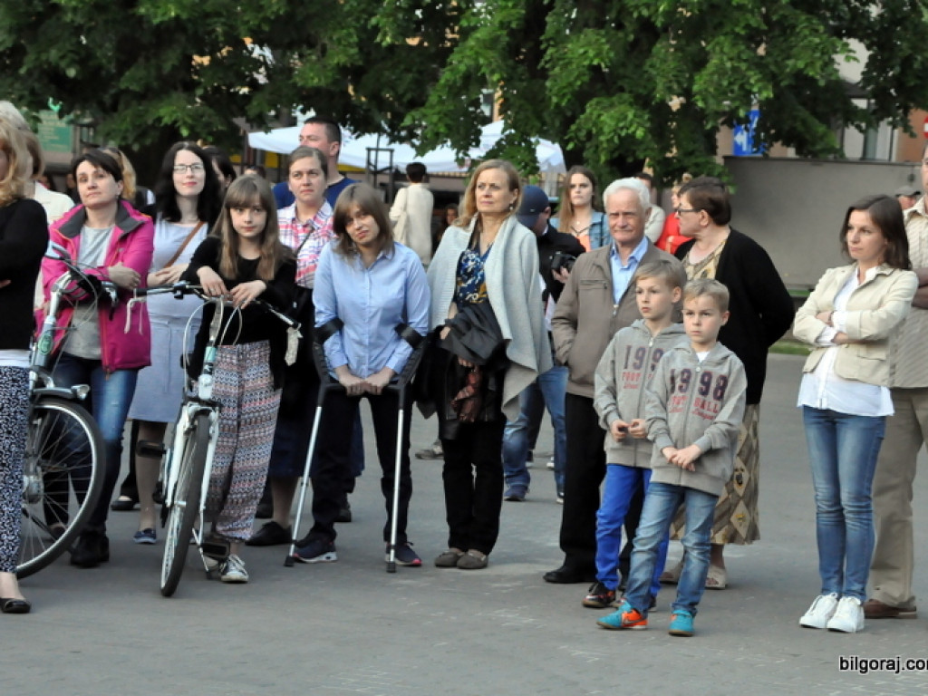 Wieczór Uwielbienia na podsumowanie Uroczystości Bożego Ciała (FOTO, VIDEO)