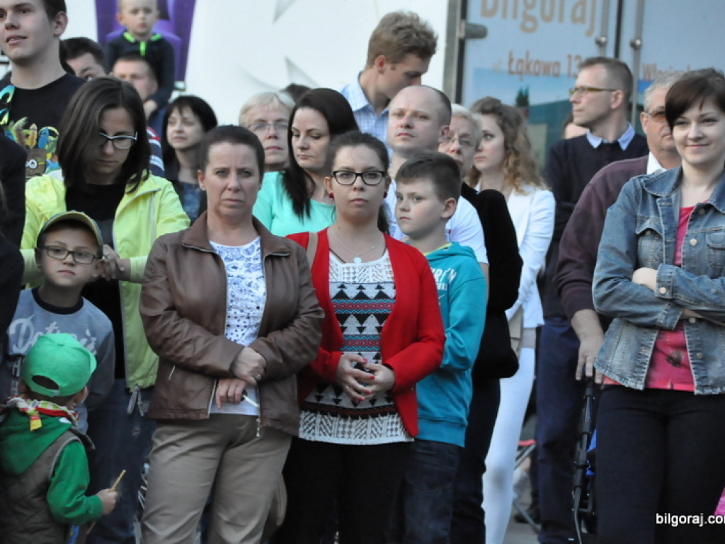 Wieczór Uwielbienia na podsumowanie Uroczystości Bożego Ciała (FOTO, VIDEO)