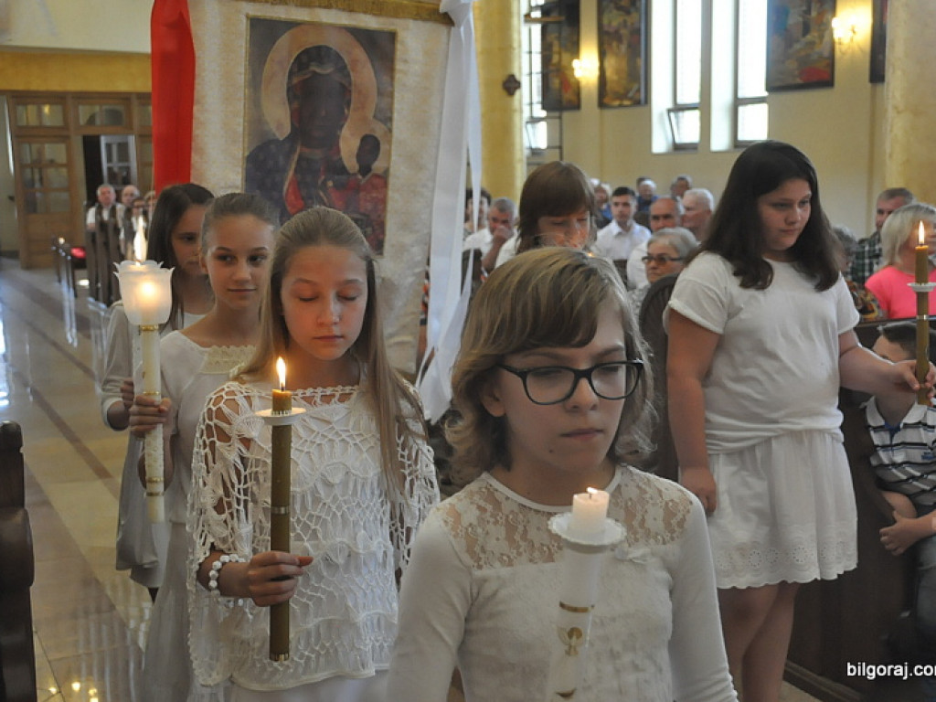 Niezwykłe przedstawienie młodzieży z KSM na 1050. rocznicę chrztu Polski (FOTO)
