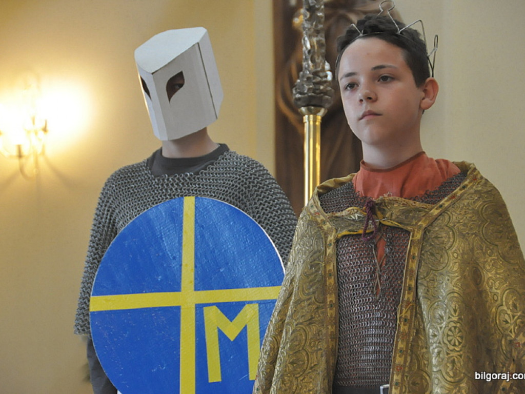 Niezwykłe przedstawienie młodzieży z KSM na 1050. rocznicę chrztu Polski (FOTO)