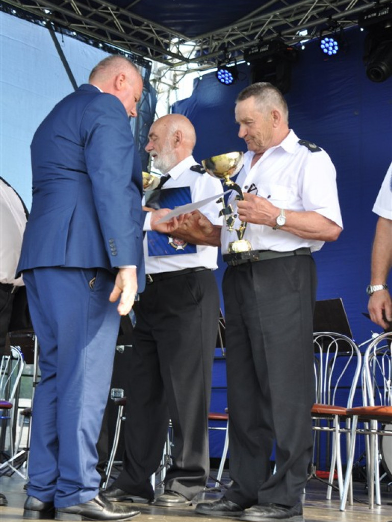 Jubileusz 10-lecia Strażackiej Orkiestry Dętej z Obszy (FOTO)