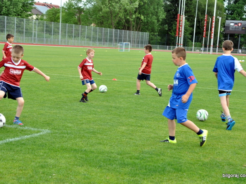 Piłkarski turniej z okazji dnia dziecka (FOTO)