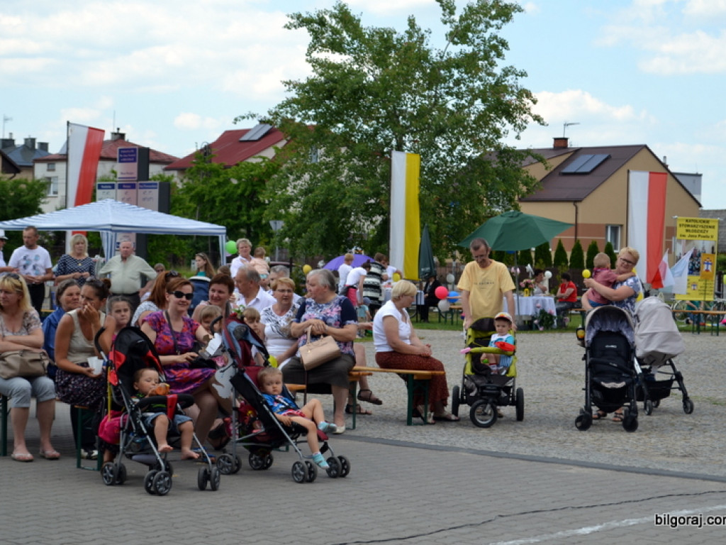 Dzień wdzięczności w parafii św. Jana Pawła II (FOTO, AUDIO)