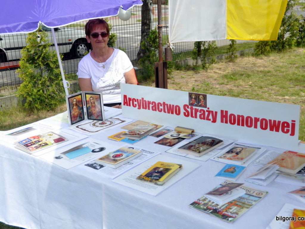 Dzień wdzięczności w parafii św. Jana Pawła II (FOTO, AUDIO)