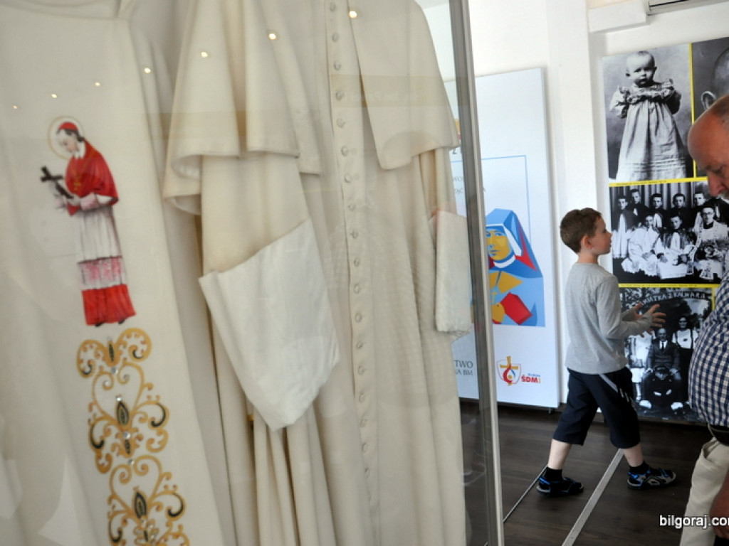 Mobilne Muzeum św. Jana Pawła II i św. Faustyny (FOTO)