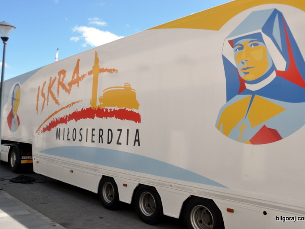 Mobilne Muzeum św. Jana Pawła II i św. Faustyny (FOTO)