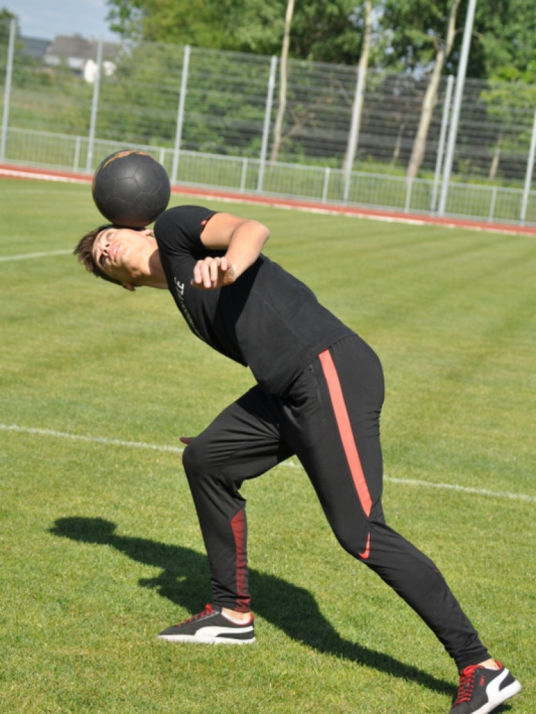 Pokaz Freestyle Football na biłgorajskim OSiR-ze (FOTO)