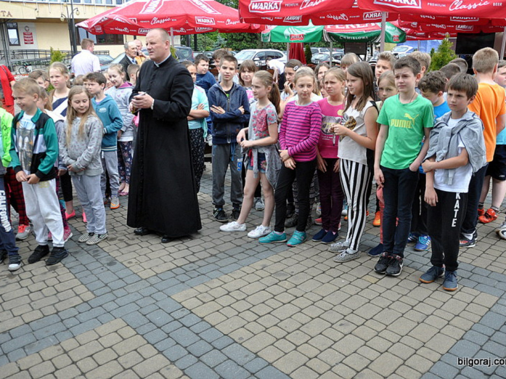 Mobilne Muzeum poświęcone św. Janowi Pawłowi II i św. Faustynie w Biłgoraju (FOTO)