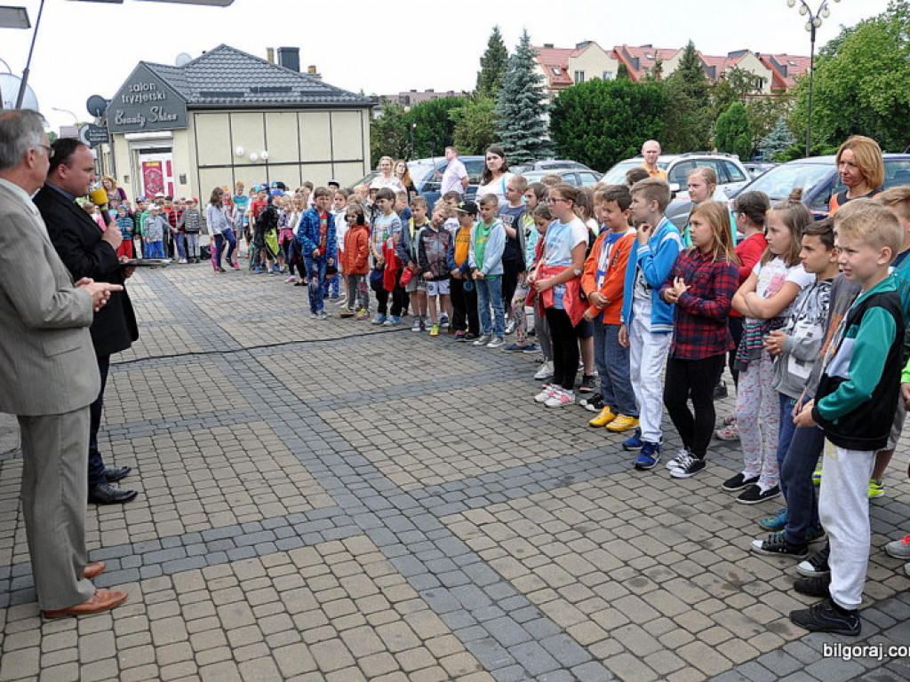 Mobilne Muzeum poświęcone św. Janowi Pawłowi II i św. Faustynie w Biłgoraju (FOTO)