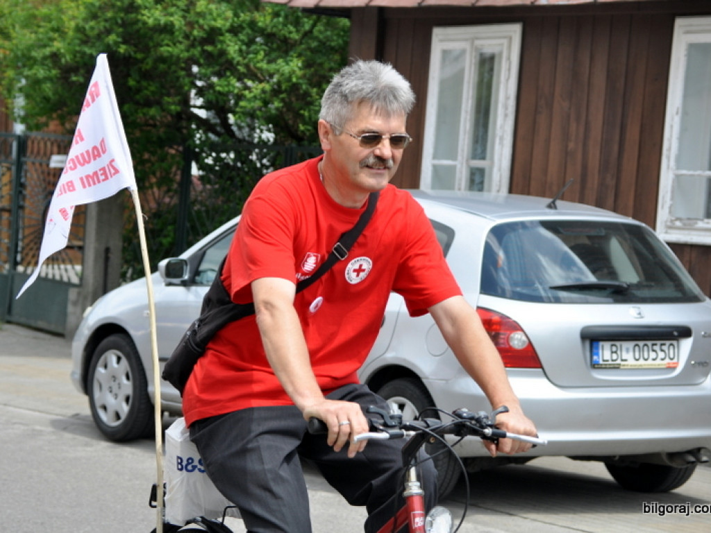 Krwiodawcy na rowerach (FOTO)