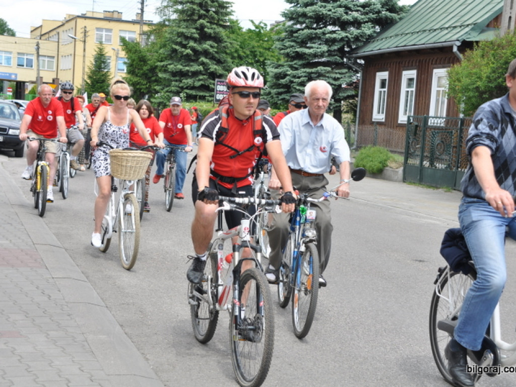Krwiodawcy na rowerach (FOTO)