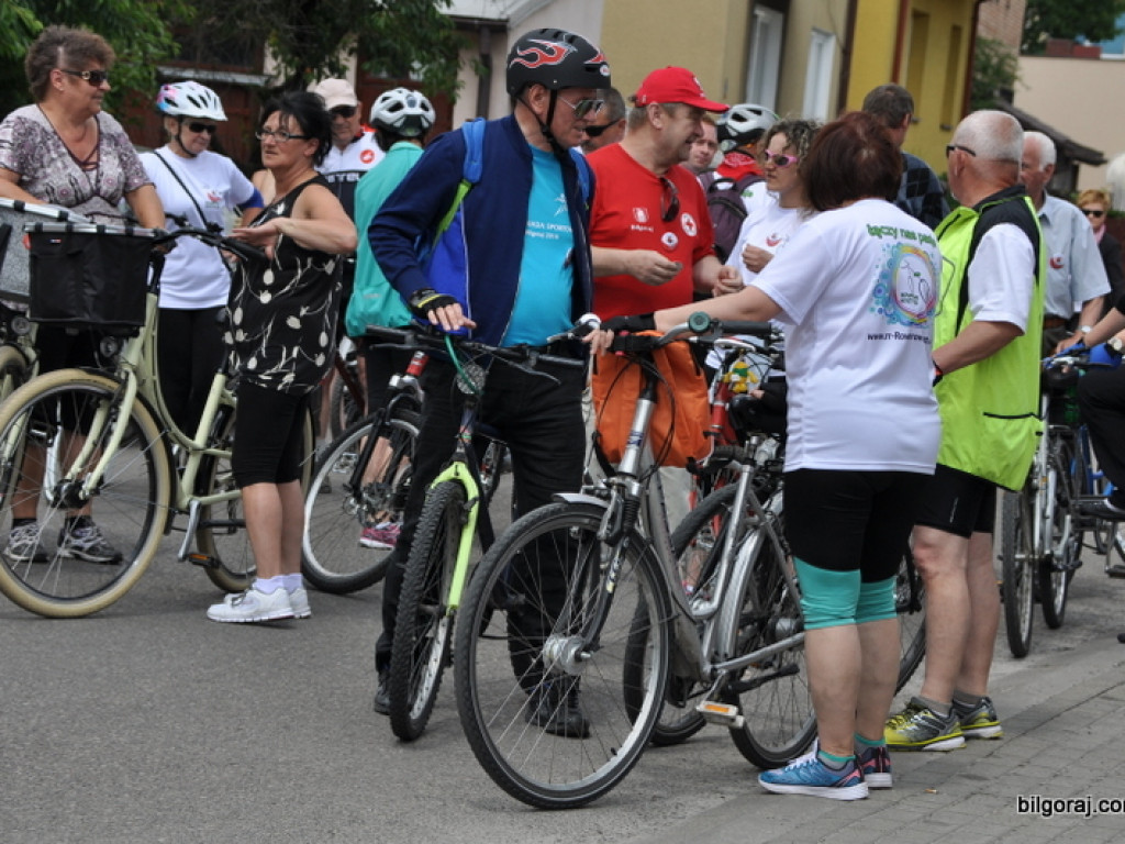 Krwiodawcy na rowerach (FOTO)
