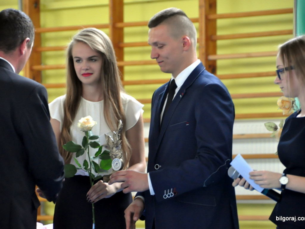 Żegnaj szkoło, czas wakacji! (FOTO)