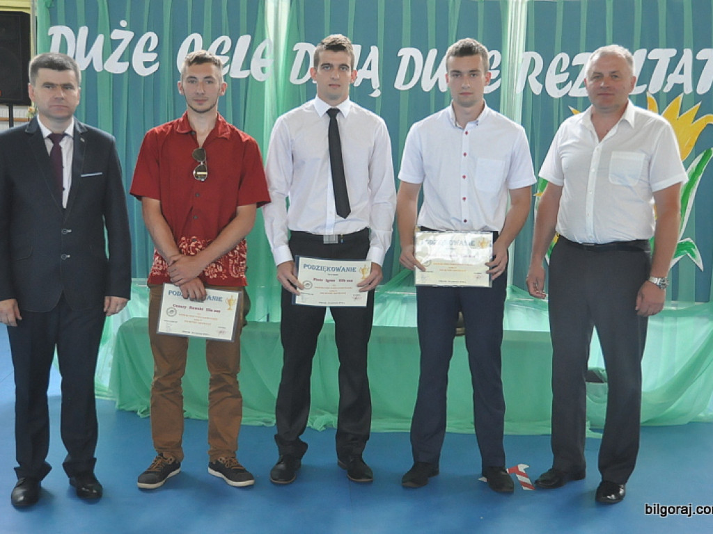 Żegnaj szkoło, czas wakacji! (FOTO)