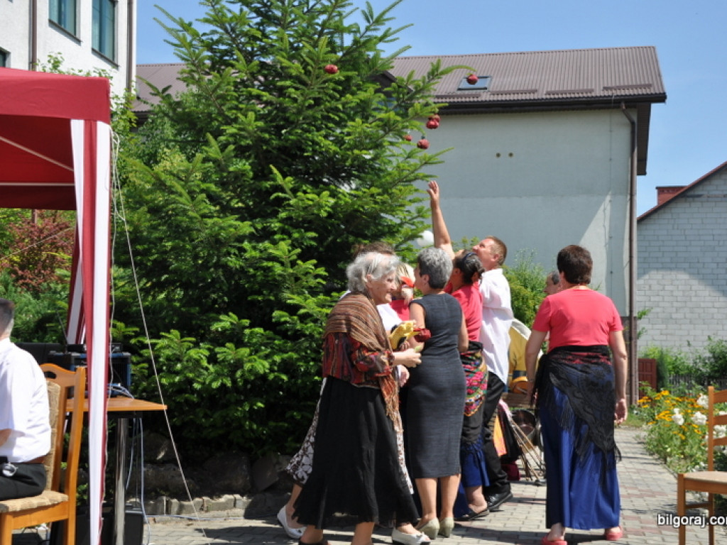 Powitanie lata w cygańskich klimatach (FOTO)